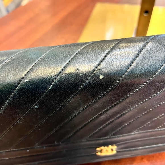 Vintage 1980’s Channel Diagonal Quilted Shoulder Bag with COA - Picture 11 of 16